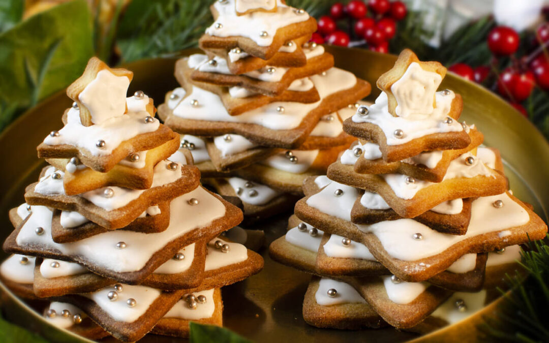CHRISTMAS TREE CAKES